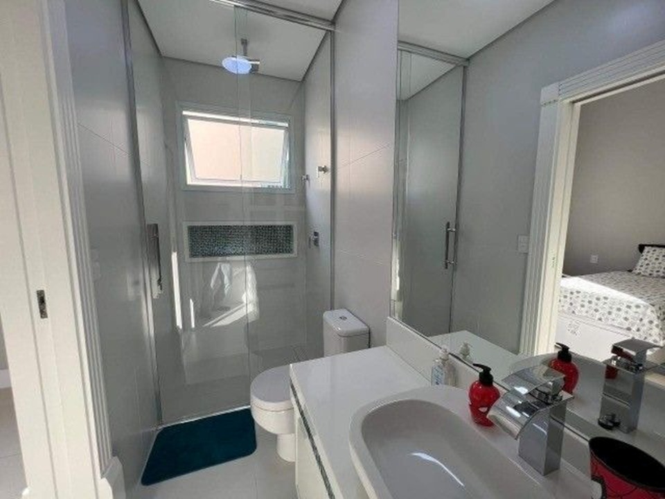Imagem Casa de Condomínio com 3 Quartos à Venda, 260 m²em Medeiros - Jundiaí Imagem Casa de Condomínio com 3 Quartos à Venda, 260 m²em Medeiros - Jundiaí