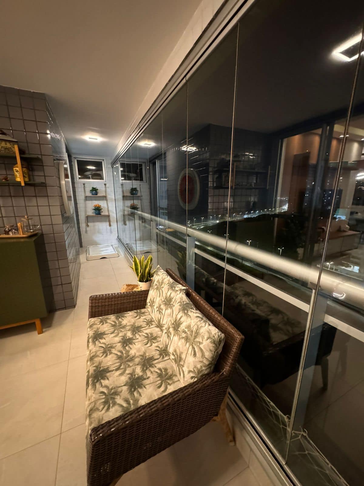 Imagem Apartamento com 4 Quartos à Venda, 158 m²em Ponta do Farol - São Luís Imagem Apartamento com 4 Quartos à Venda, 158 m²em Ponta do Farol - São Luís