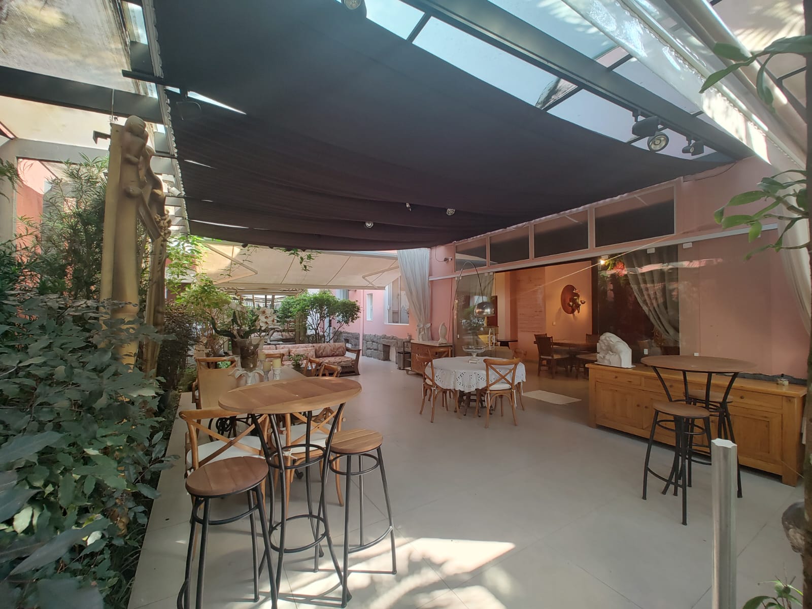 Imagem Sobrado com 3 Quartos à Venda, 396 m²em Pompéia - Santos