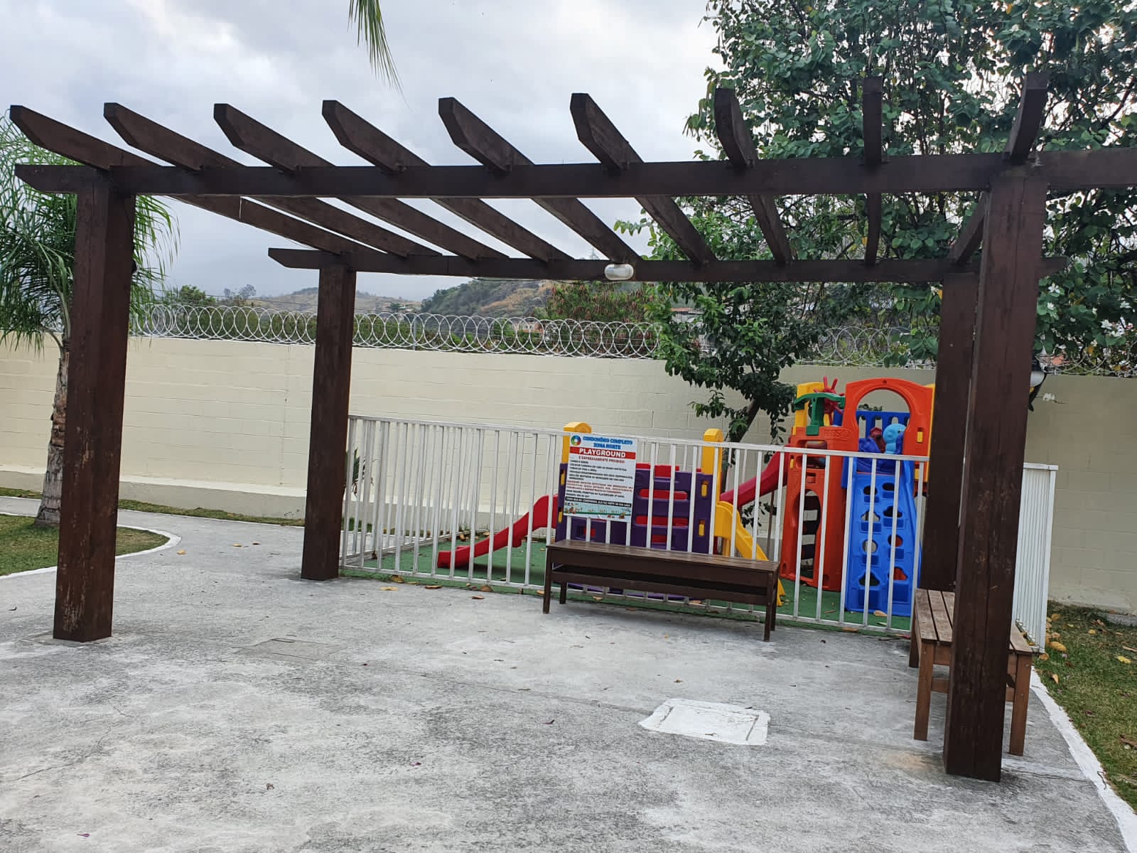 Imagem Apartamento com 2 Quartos para Alugar, 45 m²em Tomás Coelho - Rio de Janeiro