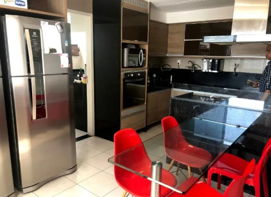 Imagem Apartamento com 4 Quartos à Venda, 333 m²em Madalena - Recife