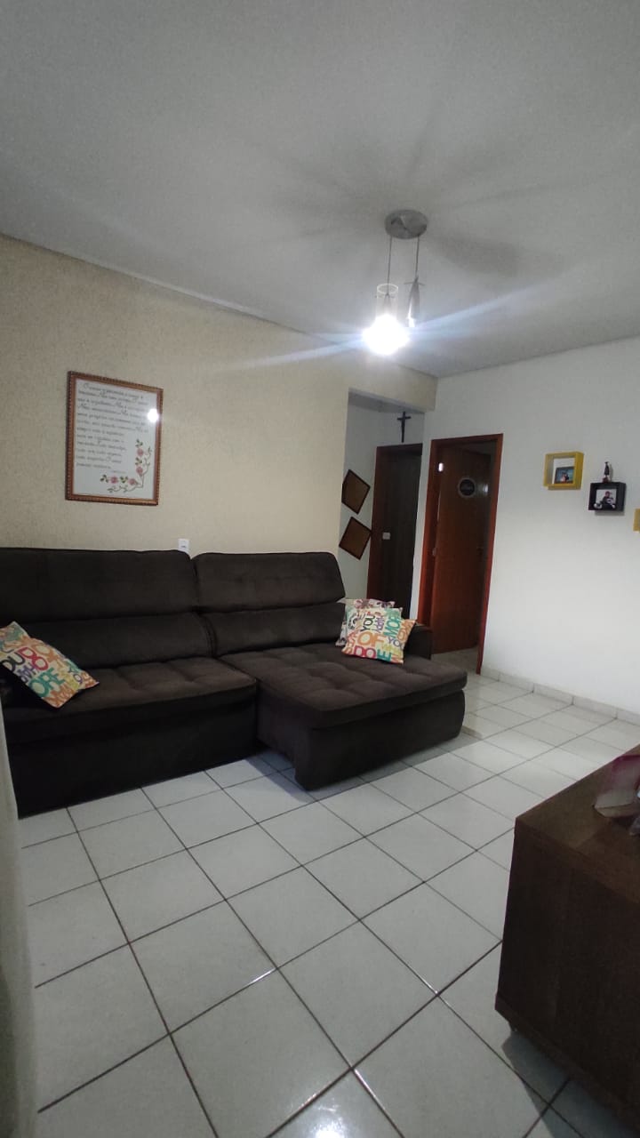 Imagem Casa de Condomínio com 3 Quartos à Venda, 110 m²em Industrial Santo Antônio - Aparecida de Goiânia