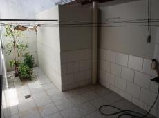 Imagem Casa com 2 Quartos à Venda, 240 m²em Segismundo Pereira - Uberlândia Imagem Casa com 2 Quartos à Venda, 240 m²em Segismundo Pereira - Uberlândia