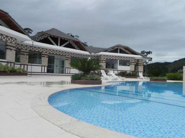 Imagem Casa com 3 Quartos à Venda, 350 m² em Várzea - Teresópolis