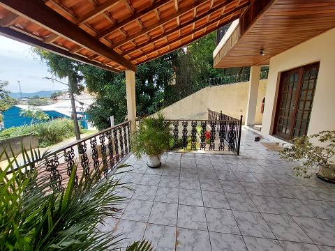 Imagem Casa de Condomínio com 4 Quartos à Venda, 284 m²em Campo Grande - Rio de Janeiro Imagem Casa de Condomínio com 4 Quartos à Venda, 284 m²em Campo Grande - Rio de Janeiro
