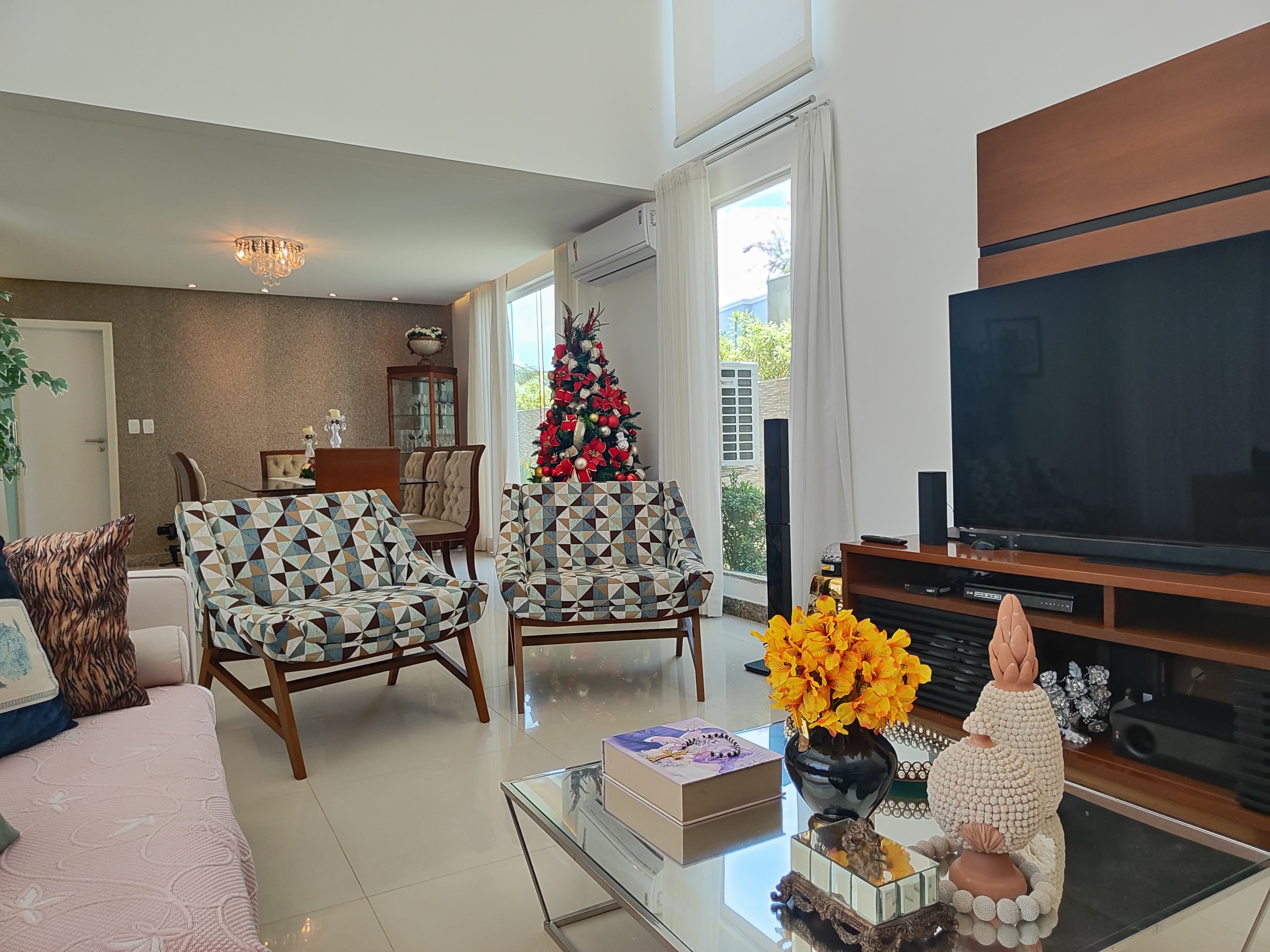 Imagem Casa de Condomínio com 4 Quartos à Venda ou Locação, 233 m² em Alphaville (Abrantes) - Camaçari