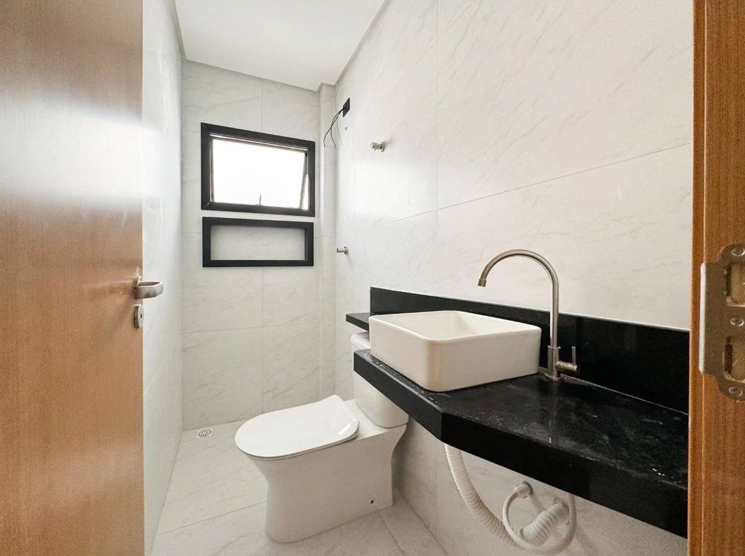 Imagem Sobrado com 3 Quartos à Venda, 120 m²em Guilhermina - Praia Grande Imagem Sobrado com 3 Quartos à Venda, 120 m²em Guilhermina - Praia Grande