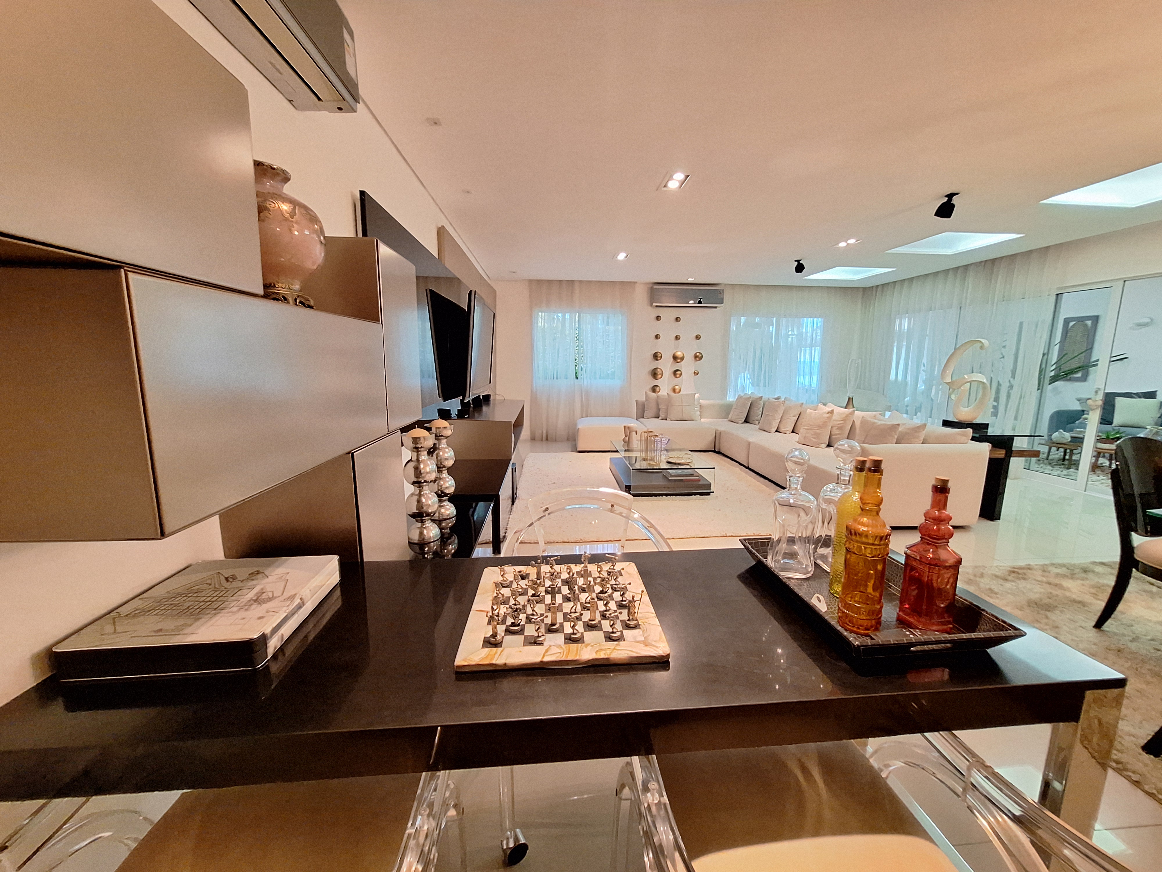 Imagem Casa de Condomínio com 4 Quartos à Venda, 242 m²em De Lourdes - Fortaleza