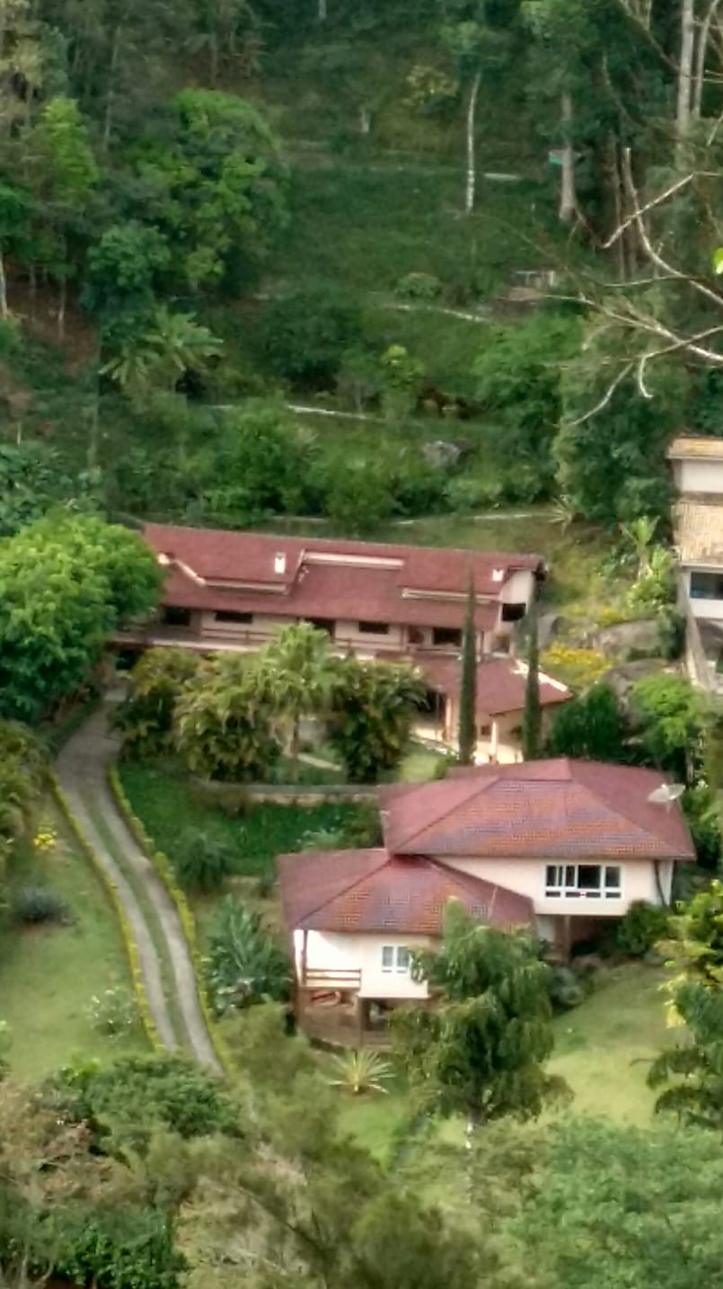 Imagem Casa de Condomínio com 9 Quartos à Venda, 520 m² em Itaipava - Petrópolis Imagem Casa de Condomínio com 9 Quartos à Venda, 520 m² em Itaipava - Petrópolis