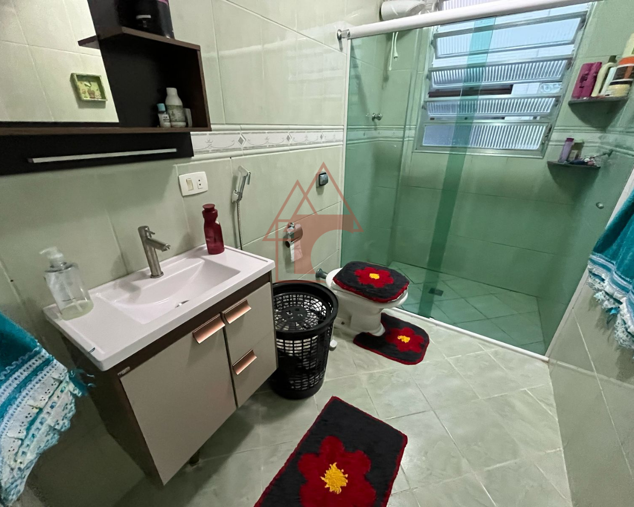 Imagem Apartamento com 2 Quartos à Venda, 98 m² em Encruzilhada - Santos