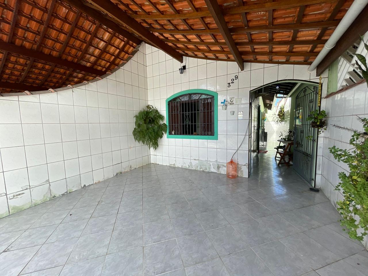 Imagem Casa com 2 Quartos à Venda, 70 m²em Maracanã - Praia Grande