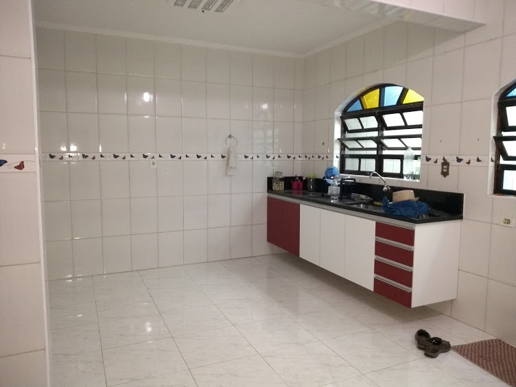 Sobrado com 3 Quartos à Venda, 160 m²em Parque Continental - São Vicente
