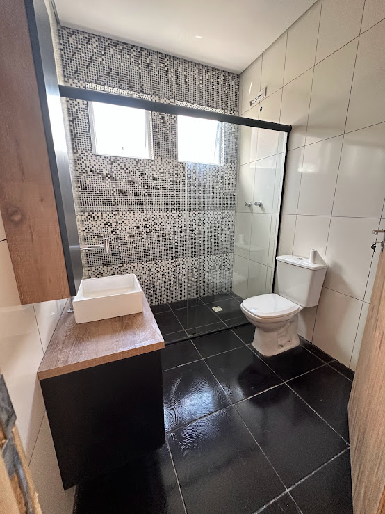 Imagem Sobrado com 4 Quartos à Venda, 220 m²em Campos de São José - São José dos Campos