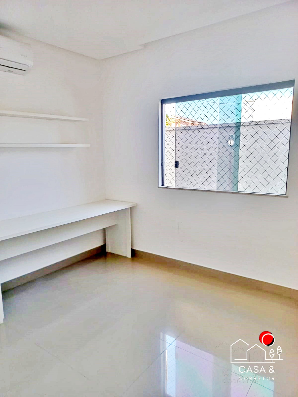 Imagem Casa de Condomínio com 2 Quartos à Venda ou Locação, 153 m²em Ponta Negra - Manaus