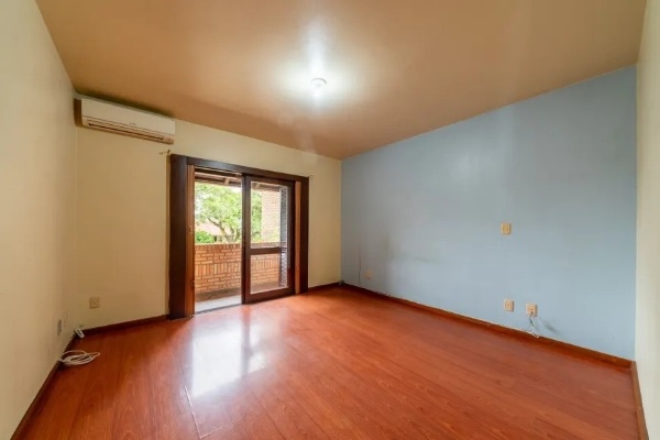 Imagem Casa com 3 Quartos à Venda, 151 m² em Jardim Isabel - Porto Alegre