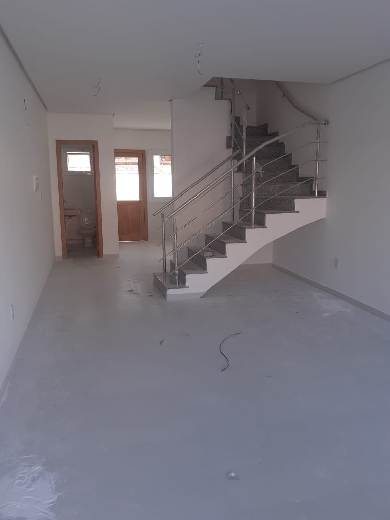 Imagem Casa com 3 Quartos à Venda, 190 m²em Guarujá - Porto Alegre