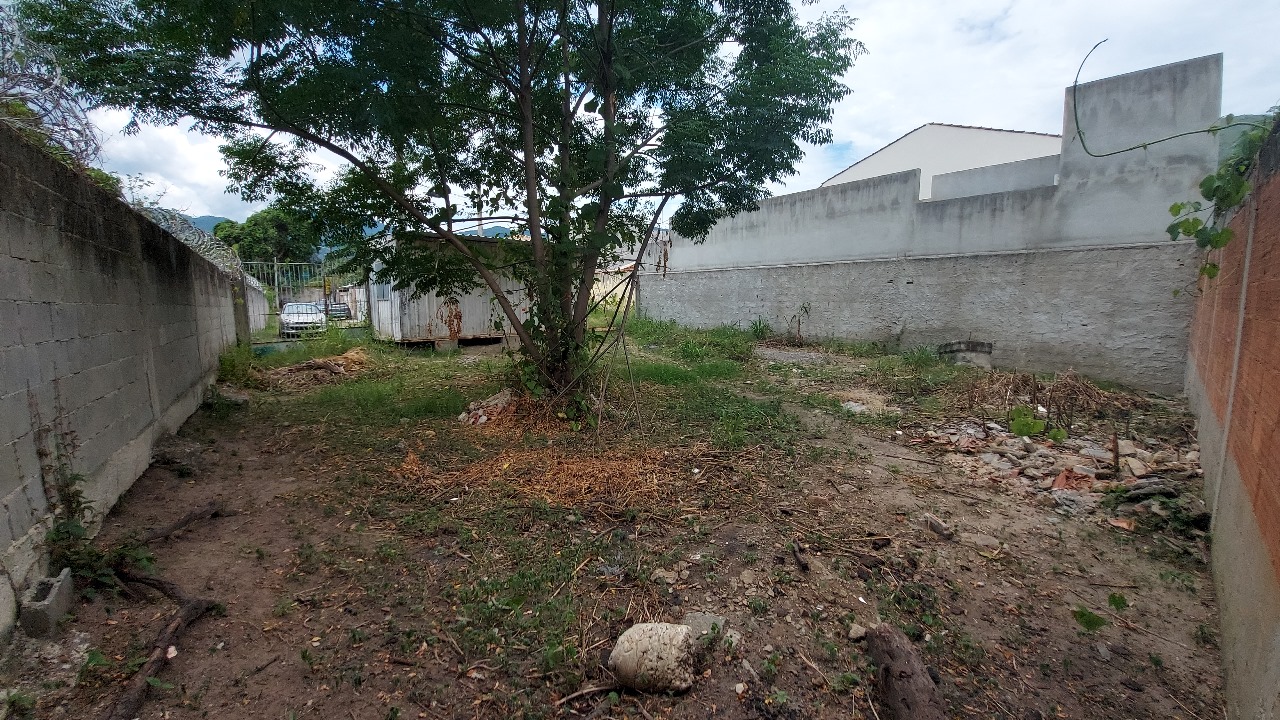Imagem Terreno à Venda, 201 m² em Campo Grande - Rio de Janeiro Imagem Terreno à Venda, 201 m² em Campo Grande - Rio de Janeiro