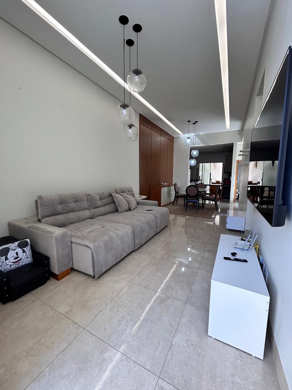 Casa com 3 Quartos à Venda, 176 m²em Santa Genoveva - Goiânia