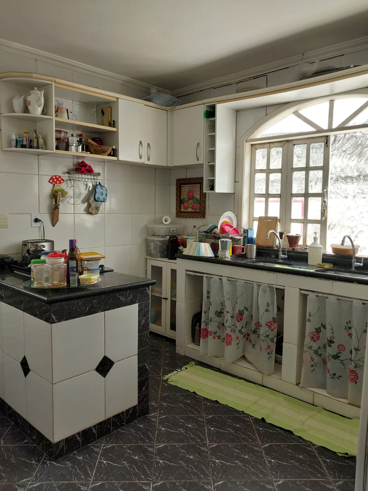 Imagem Casa de Condomínio com 4 Quartos à Venda, 250 m²em Jardim Placaford - Salvador