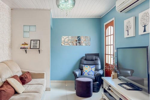 Imagem Casa com 2 Quartos à Venda, 200 m² em Santa Maria Goretti - Porto Alegre