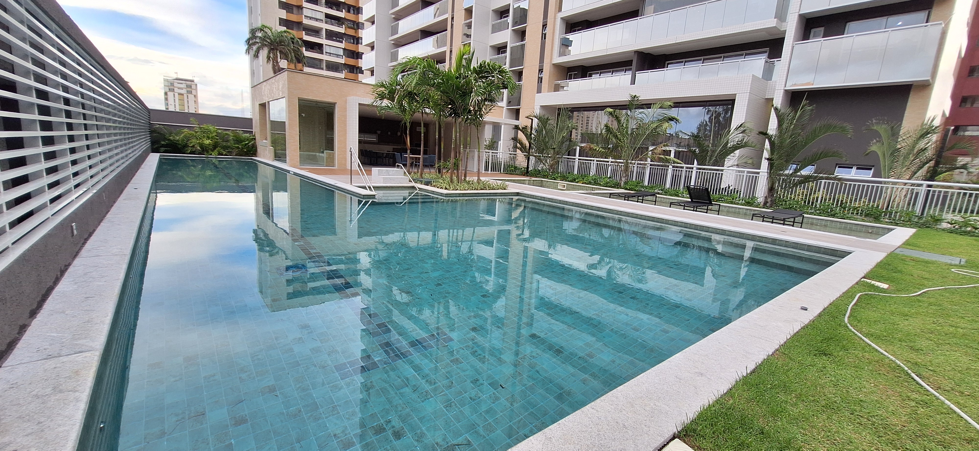 Imagem Apartamento com 3 Quartos à Venda, 95 m² em Meireles - Fortaleza Imagem Apartamento com 3 Quartos à Venda, 95 m² em Meireles - Fortaleza