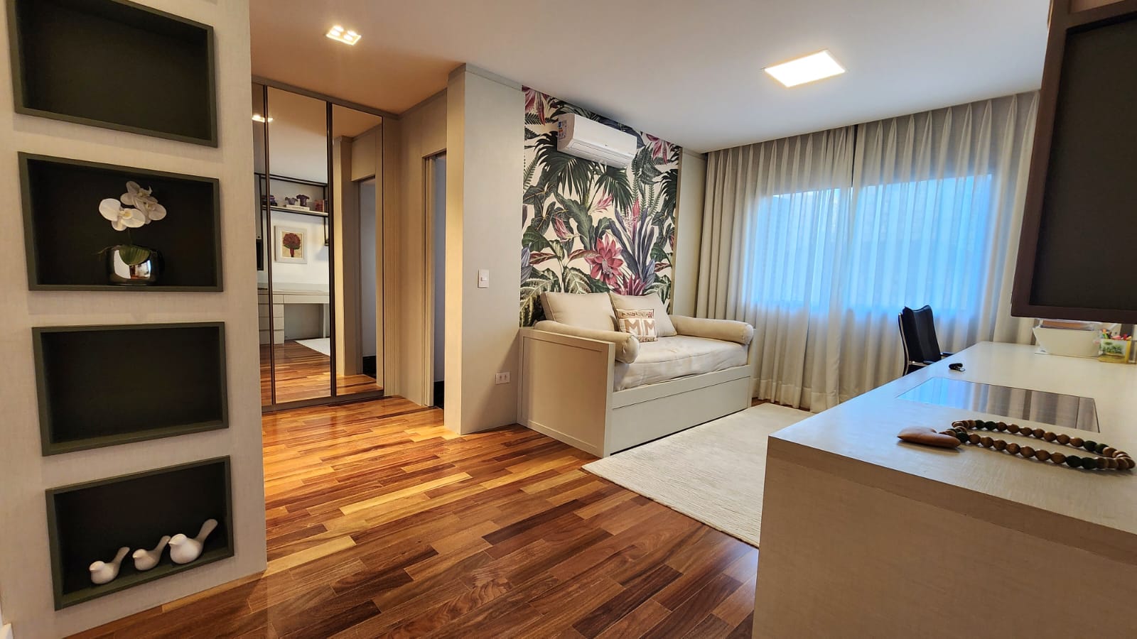 Imagem Apartamento com 4 Quartos à Venda, 297 m²em Boqueirão - Santos