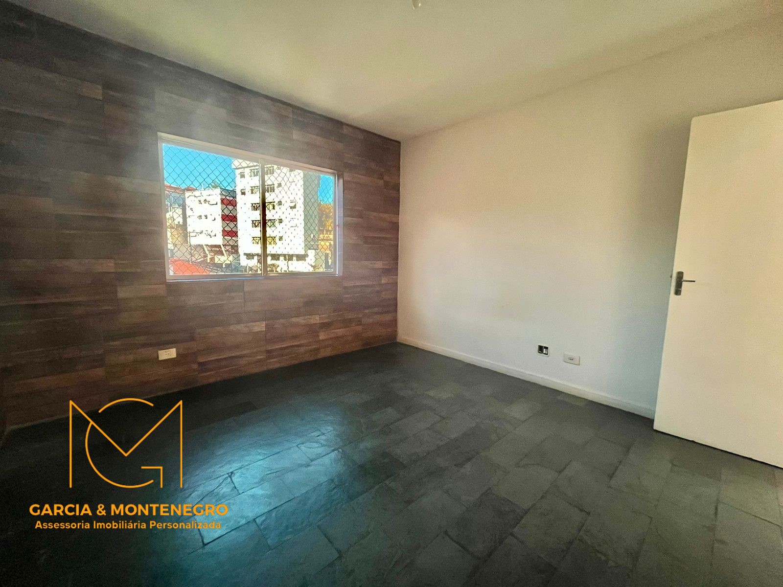 Imagem Apartamento com 1 Quarto à Venda, 60 m²em José Menino - Santos