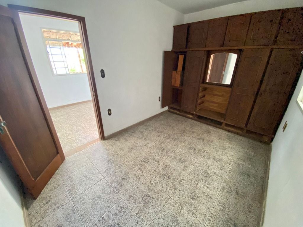 Imagem Casa com 2 Quartos à Venda, 110 m² em Planalto - Belo Horizonte Imagem Casa com 2 Quartos à Venda, 110 m² em Planalto - Belo Horizonte