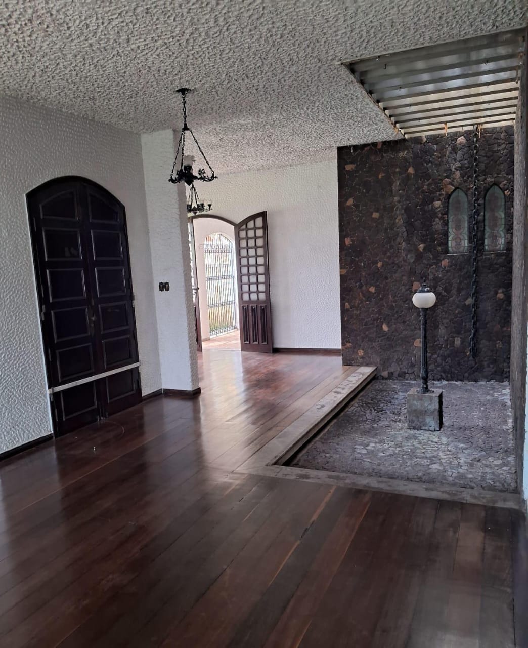 Imagem Casa com 3 Quartos à Venda, 607 m² em Marco - Belém Imagem Casa com 3 Quartos à Venda, 607 m² em Marco - Belém