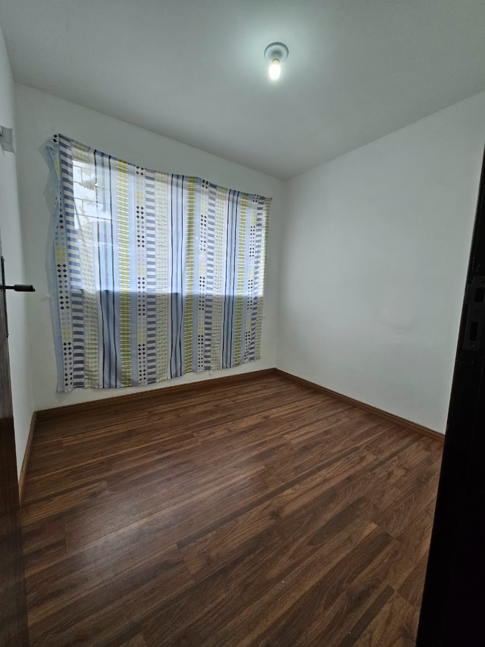 Imagem Casa com 3 Quartos à Venda, 123 m²em Bairro Alto - Curitiba Imagem Casa com 3 Quartos à Venda, 123 m²em Bairro Alto - Curitiba