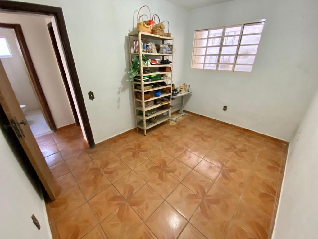 Imagem Casa com 3 Quartos à Venda, 250 m² em Santa Mônica - Belo Horizonte Imagem Casa com 3 Quartos à Venda, 250 m² em Santa Mônica - Belo Horizonte