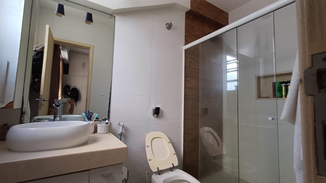 Imagem Apartamento com 2 Quartos à Venda, 85 m²em Copacabana - Rio de Janeiro Imagem Apartamento com 2 Quartos à Venda, 85 m²em Copacabana - Rio de Janeiro