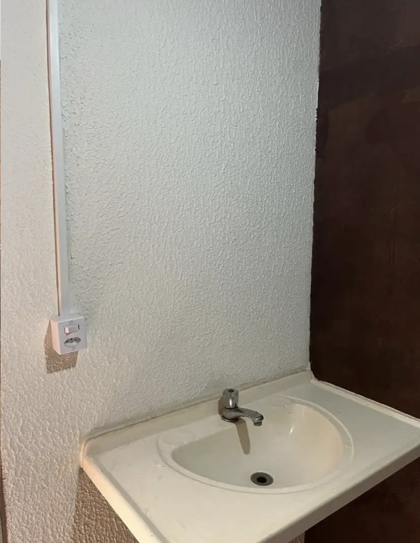 Imagem Casa com 1 Quarto à Venda, 175 m²em Jardim São Domingos - Campinas Imagem Casa com 1 Quarto à Venda, 175 m²em Jardim São Domingos - Campinas