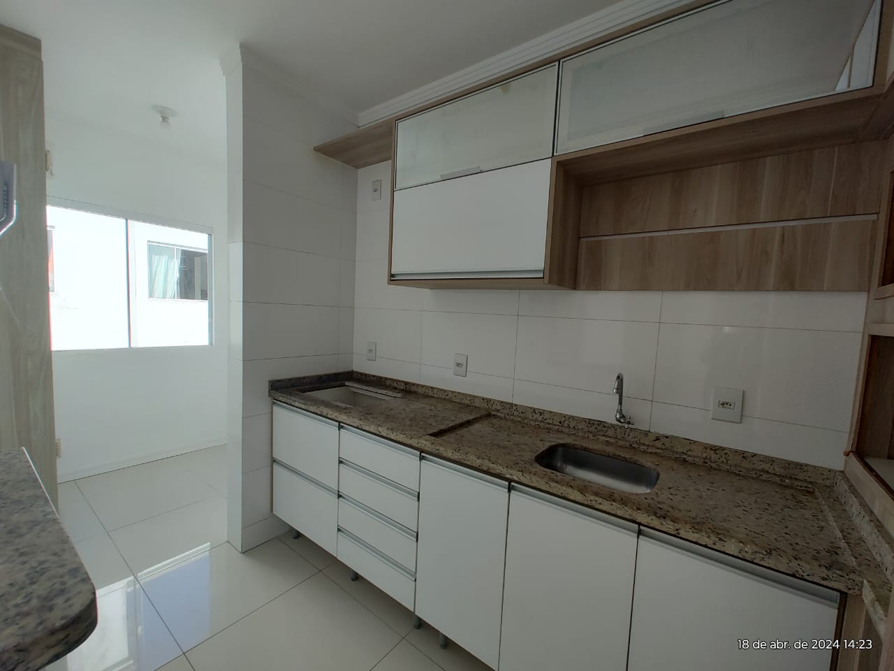 Imagem Apartamento com 2 Quartos para Alugar, 55 m²em Nova Esperança - Balneário Camboriú Imagem Apartamento com 2 Quartos para Alugar, 55 m²em Nova Esperança - Balneário Camboriú