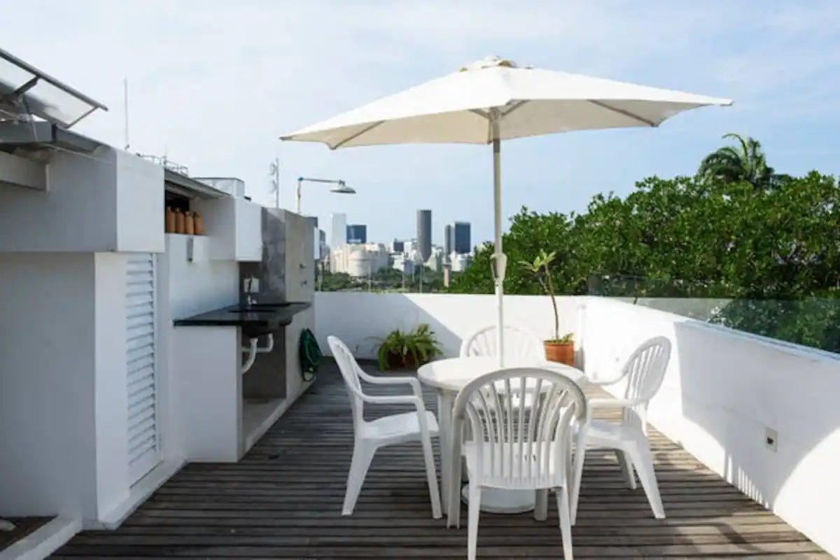 Imagem Casa com 4 Quartos à Venda, 256 m²em Glória - Rio de Janeiro Imagem Casa com 4 Quartos à Venda, 256 m²em Glória - Rio de Janeiro