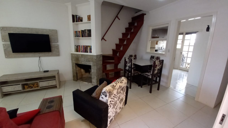 Imagem Casa com 3 Quartos à Venda, 99 m² em Hípica - Porto Alegre Imagem Casa com 3 Quartos à Venda, 99 m² em Hípica - Porto Alegre