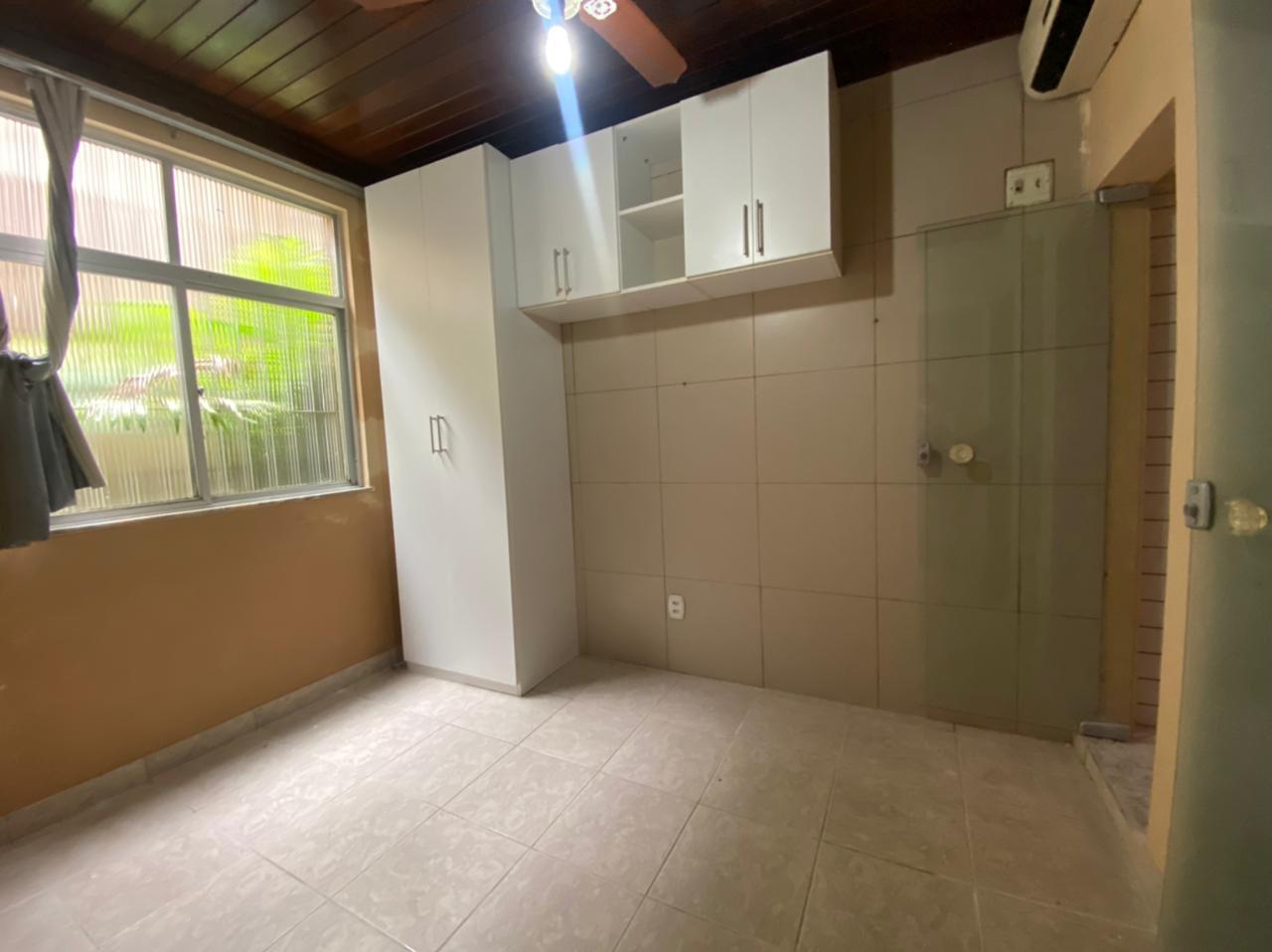 Imagem Casa com 5 Quartos à Venda, 238 m²em Cidade Velha - Belém Imagem Casa com 5 Quartos à Venda, 238 m²em Cidade Velha - Belém