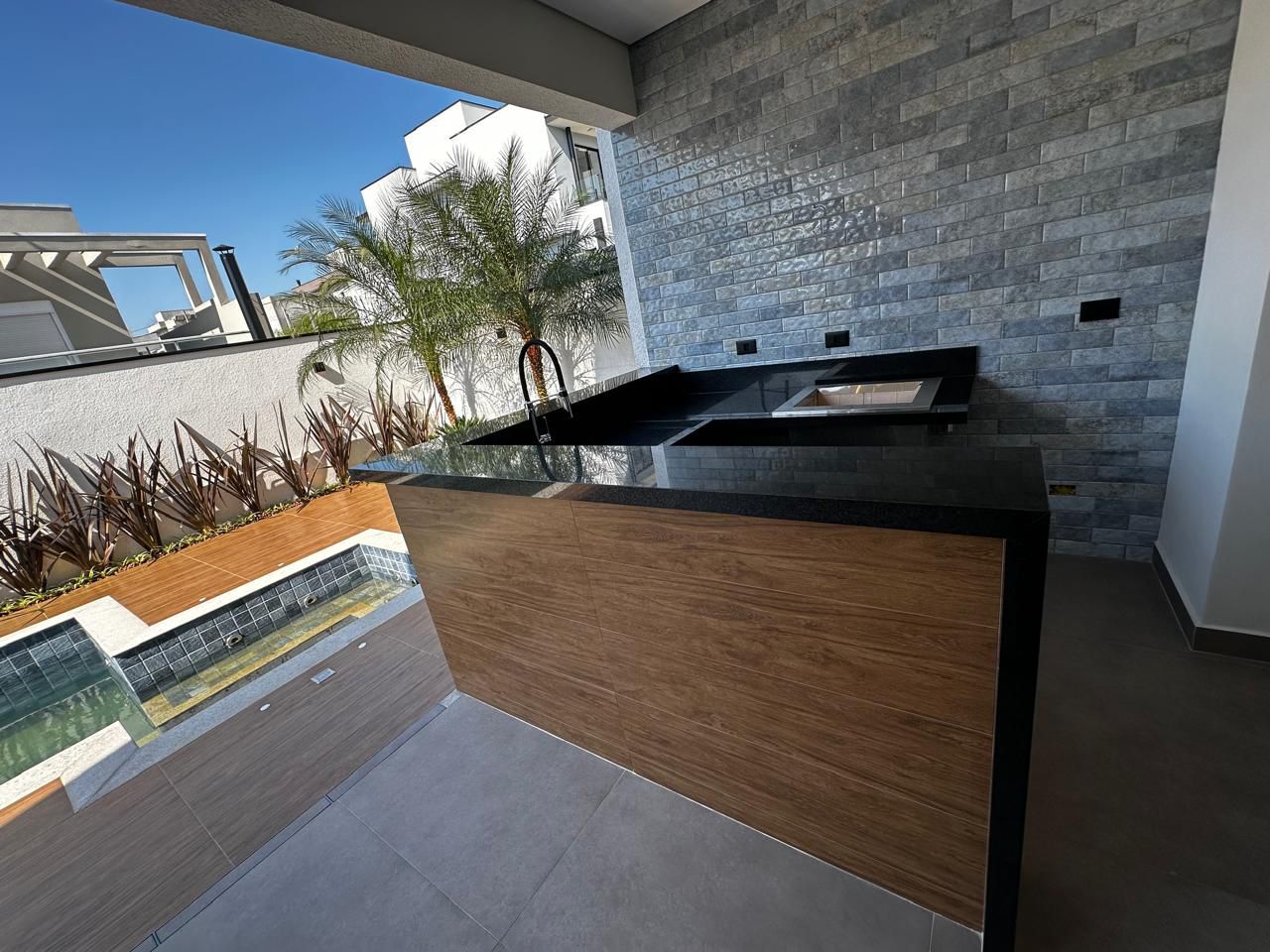 Imagem Casa de Condomínio com 4 Quartos à Venda, 234 m²em Cézar de Souza - Mogi das Cruzes