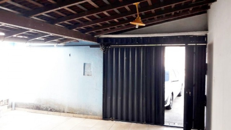 Imagem Casa com 6 Quartos à Venda, 220 m² em Curió-Utinga - Belém Imagem Casa com 6 Quartos à Venda, 220 m² em Curió-Utinga - Belém