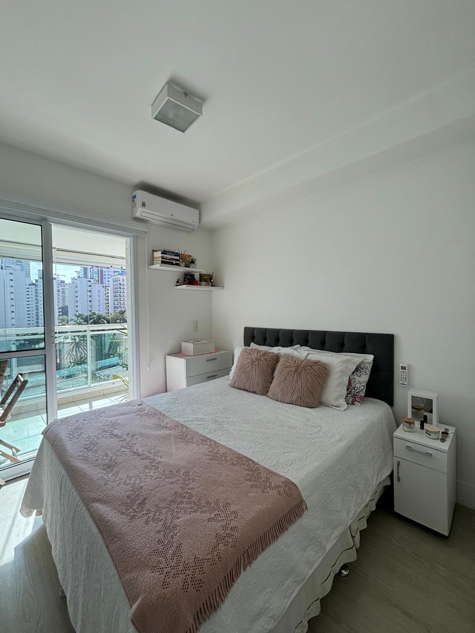 Imagem Apartamento com 1 Quarto para Alugar, 50 m² em Campo Belo - São Paulo Imagem Apartamento com 1 Quarto para Alugar, 50 m² em Campo Belo - São Paulo