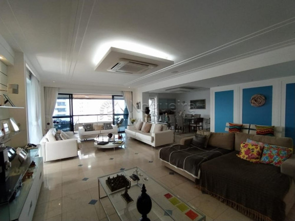 Apartamento com 4 Quartos à Venda, 393 m² em Casa Amarela - Recife