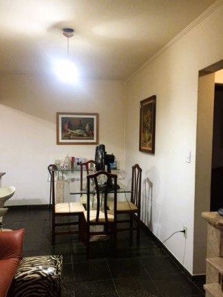 Imagem Apartamento com 2 Quartos à Venda, 67 m² em Guilhermina - Praia Grande