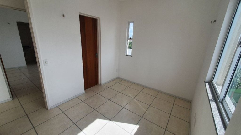 Imagem Apartamento com 3 Quartos à Venda, 54 m² em Montese - Fortaleza