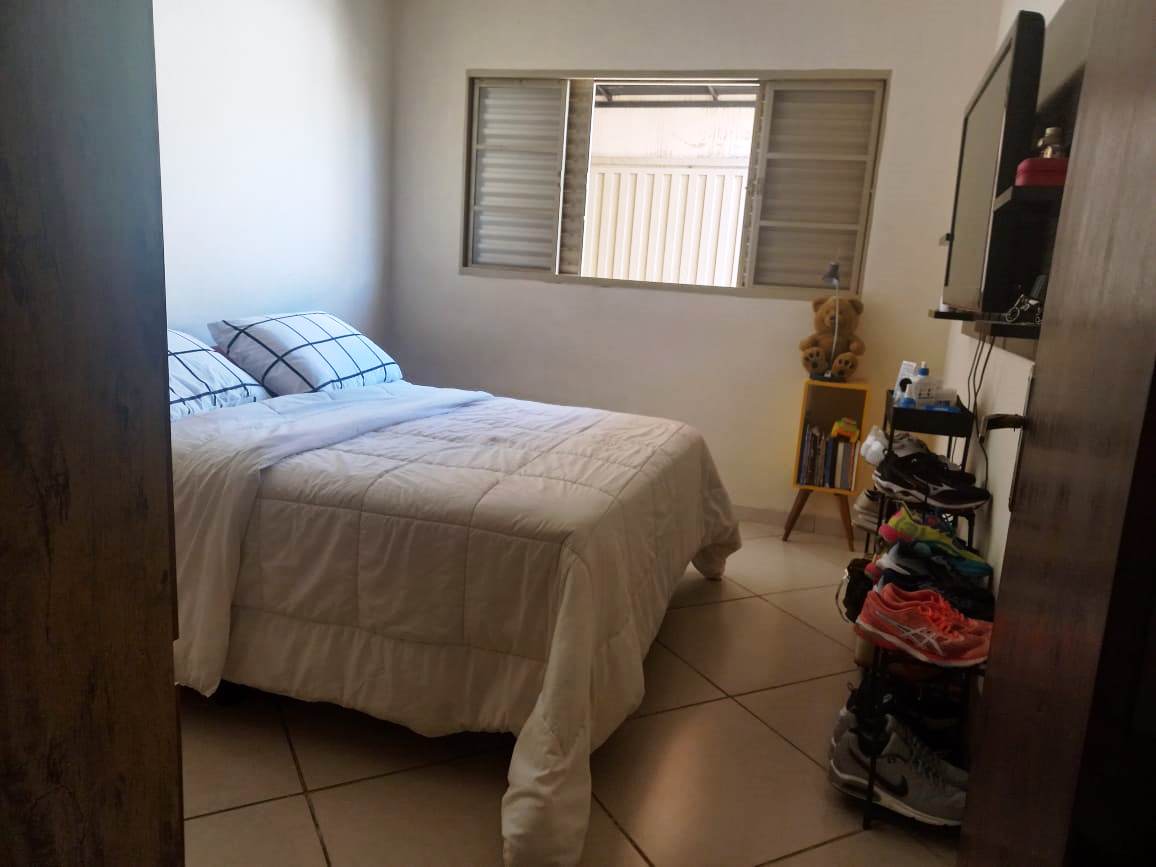Imagem Casa com 4 Quartos à Venda, 167 m² em Country Club - Poços de Caldas Imagem Casa com 4 Quartos à Venda, 167 m² em Country Club - Poços de Caldas