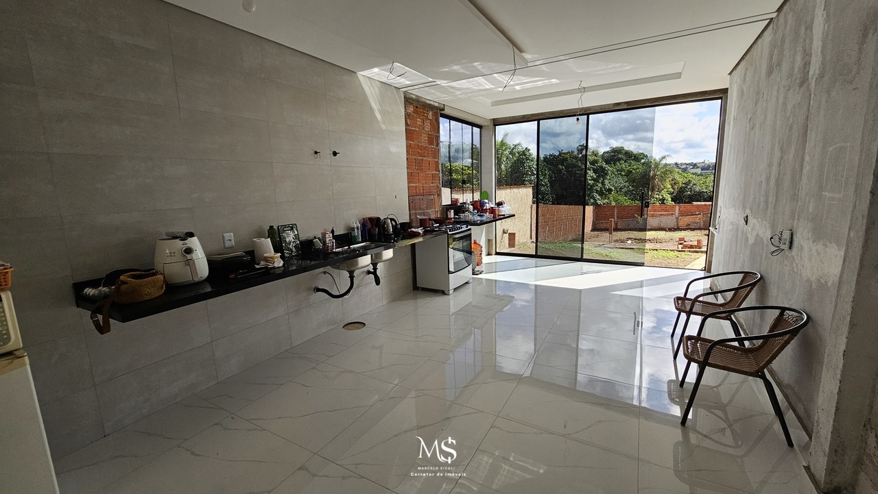 Imagem Casa com 4 Quartos à Venda, 350 m² em Setor Sudoeste - Brasília