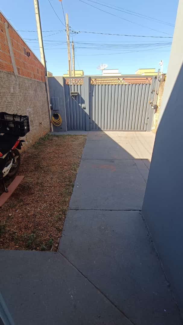 Imagem Casa com 2 Quartos à Venda, 6.075 m² em Jardim Angélica - Três Lagoas