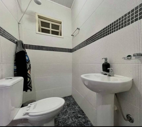 Imagem Casa com 3 Quartos à Venda,  em Vila Diva - Carapicuíba