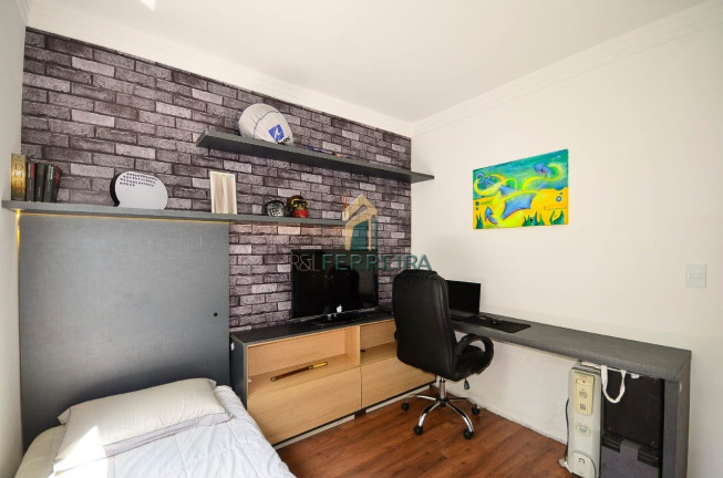 Imagem Sobrado com 3 Quartos à Venda, em Santa Cândida - Curitiba Imagem Sobrado com 3 Quartos à Venda, em Santa Cândida - Curitiba
