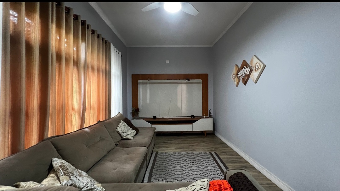 Imagem Casa com 3 Quartos à Venda, 185 m² em Ocian - Praia Grande Imagem Casa com 3 Quartos à Venda, 185 m² em Ocian - Praia Grande