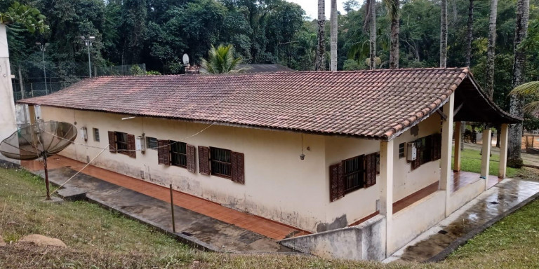 Imagem Chácara com 12 Quartos à Venda, em Centro - Santa Isabel Imagem Chácara com 12 Quartos à Venda, em Centro - Santa Isabel